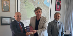 STRASAM Direktörü Dr. Hüseyin Fazla ve  ve BAK-FED Başkanı Doç. Dr. Selahattin Ateş Su Politikaları Derneği’ni ziyaret etti