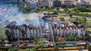 Balıklı Rum Hastanesi’ndeki yangınla ilgili soruşturma başlatıldı