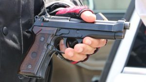 Ateşli silahlar, bıçaklar ve diğer aletlere ilişkin yönetmelikte değişiklik