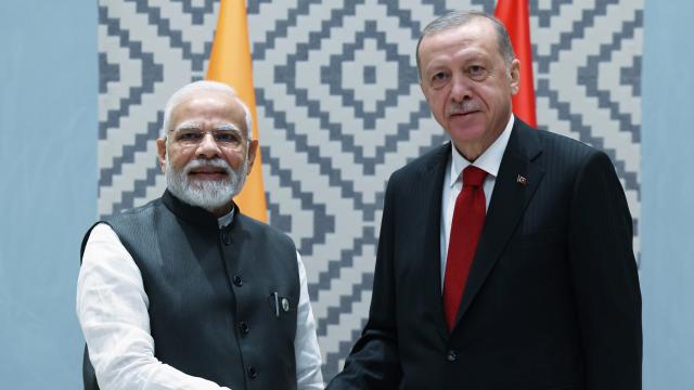 Hindistan Başbakanından Cumhurbaşkanı Erdoğan’la görüşmesi hakkında Türkçe paylaşım