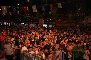 Unutulmuş Değerler Festivali’ne 10 binlerce kişi katıldı