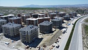 ‘Cumhuriyet tarihinin en büyük sosyal konut projesi’: Sosyal adaleti sağlar mı, ekonomiyi canlandırır mı?