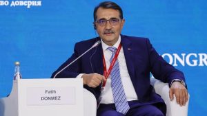 Bakan Dönmez: Doğal gaz merkezi teknik açıdan mümkün