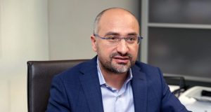 SETA Siyaset Araştırmaları Direktörü Doç. Dr. Nebi Miş, “Muhalefet içinde sert rekabet var”