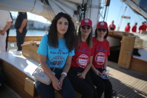 STS Okul Gemisi yelkenlerini KADES için açtı