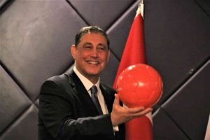 Dostum olan üç fakri konsolosa dördüncüsü eklendi: Corendon’un ortağı Yıldıray Karaer, Hollanda’nın Antalya Fahri Konsolosu oldu…