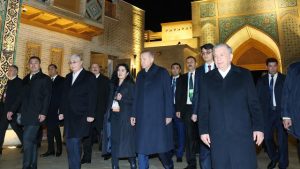 Cumhurbaşkanı Erdoğan, liderlerle akşam yemeğine katıldı