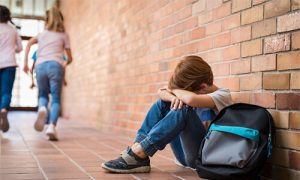 Akademide Etik Derneği (AKETDER) Başkanı Prof. Dr. Fahri Apaydın’dan Akran Zorbalığı Semineri