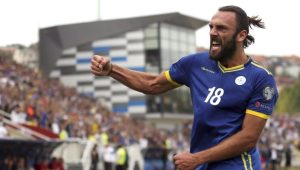 Vedat Muriqi Kosova’da bir kez daha yılın futbolcusu seçildi…