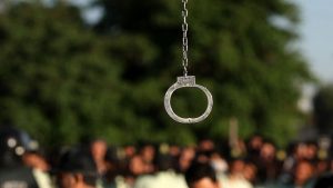 İran’da Mahsa Amini gösterileriyle bağlantılı 2 kişi daha idam edildi