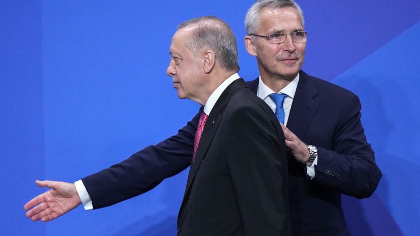 İsveç ve Finlandiya’nın NATO’ya üyelik süreci daha ne kadar uzayabilir?