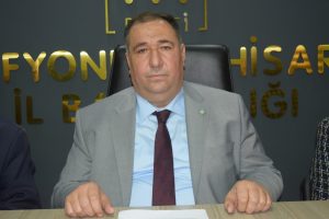 İYİ Parti Afyonkarahisar İl Başkanı Muhammet Mısırlıoğlu, “Bu ülke için bin canımız varsa feda edeceğiz. Yeter ki devletimiz yaşasın, bayrağımız dalgalansın”…