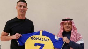 Ronaldo, Suudi Arabistan takımı Al Nassr’a transfer oldu