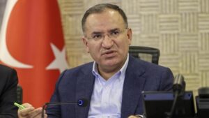 Bozdağ: “Sorumlu olanlar, milletin gözü önünde milletin yargısına hesap verecek”