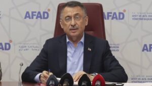 Cumhurbaşkanı Yardımcısı Oktay: Arama kurtarma faaliyetlerinin sürdüğü enkaz sayısı 200’ün altına düştü