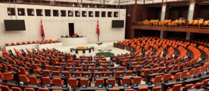 Meclis’in ilk mesaisi yemin töreni