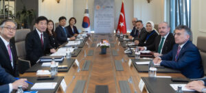 TBMM Başkanı Şentop’dan, MIKTA 8. Parlamento Başkanları Konferansı kapsamında diplomasi trafiği