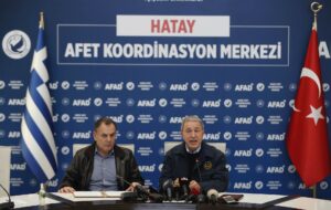 Millî Savunma Bakanı Akar ve Yunanistan Savunma Bakanı Panagiotopoulos’dan Hatay’da Ortak Basın Açıklaması