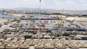 Yunan basınında TCG Anadolu manşeti! Manidar zamanlama: Fransız fırkateyni Dedeağaç’ta.