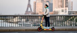 Paris’te elektrikli scooter’lar yasaklanıyor