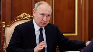 Putin elektronik celp yasasını imzaladı, Ruslar ikinci bir seferberlik dalgasından endişeli