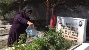 Torununu ve kızını PKK’nın öldürdüğü Demir TRT Haber’e konuştu