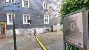 Solingen faciasının 30. yılında Mevlüde Genç’in ismi Almanya’da meydana verildi