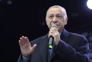 Cumhurbaşkanı Erdoğan: Sonuçlar resmi olarak neticelenene kadar sandıkları terk etmeyin