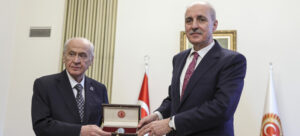 TBMM Başkanı seçilen Kurtulmuş, görevi Geçici Meclis Başkanı Bahçeli’den devraldı