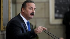 Ağıralioğlu: Bu seçim sonuçlarının istifa sorumluluğu taşıması gerekir