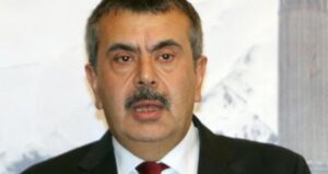 Bakan Yusuf Tekin, “Erzurum Türk-İslam devlet geleneği hem de Kurtuluş Savaşı mücadelesindeki katkısı açısından Anadolu’nun mihenk taşlarından biri”