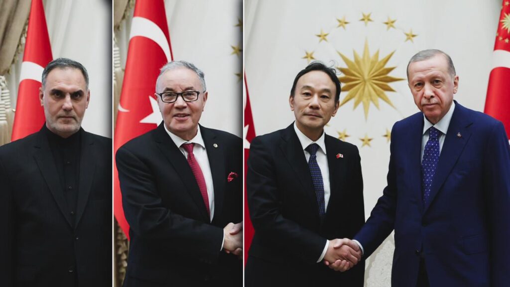 Büyükelçilerden Cumhurbaşkanı Erdoğan’a güven mektubu