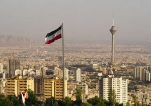 İran’da protestolarda tutuklanan kadınların çıplak arama sırasında görüntüleri çekildi: ‘Bizi aşağılamak için yaptılar’