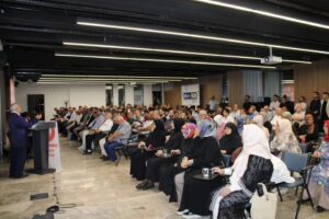 Yeniden Refah artık salonlara sığmıyor!