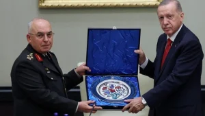 Erdoğan’dan, MGK’ya son kez katılan komutanlara hediye