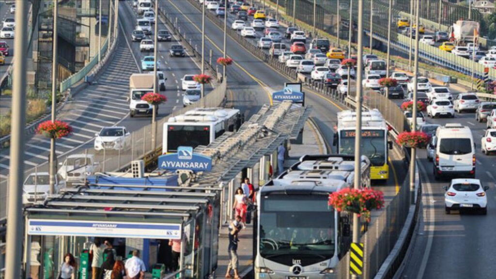 İstanbul’da toplu ulaşıma yüzde 51 zam