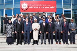 Diyanet İşleri Başkanı Erbaş, Başkanlık personelinin Mevlid-i Nebi Haftası’nı kutladı
