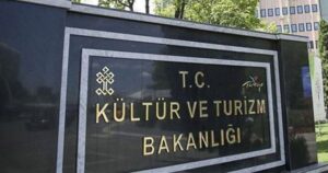 Kültür Bakanlığı Altın Portakal’dan çekildi