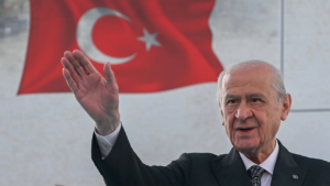 (MHP) Genel Başkanı Devlet Bahçeli, “Yerel yönetimlere düşen zillet gölgesi cumhurun aydınlık siyasetiyle kaldırılacak”