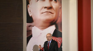 100. Yaşında CHP: Nerede ve Nereye?