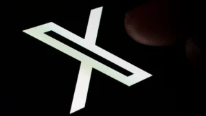 X, kullanıcılarının iş, eğitim ve biyometrik verilerini toplamaya başlıyor