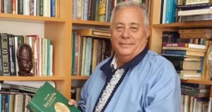 Prof. Dr. Ahmet Bican Ercilasun Kimdir? Hayatı, Eserleri Ahmet Bican Ercilasun (1943, İzmir), Türk Dil Bilimci, Türkolog ve Yazar