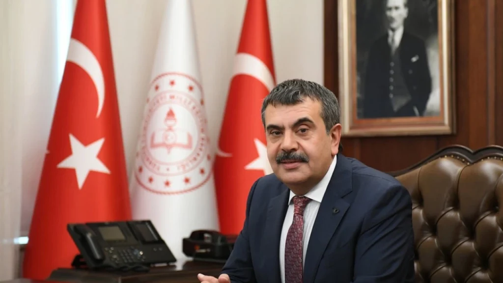 Bakan Tekin, “Son yirmi yılda eğitime yapılan yatırımlar dikkat çekici boyutlara ulaşmış durumda”