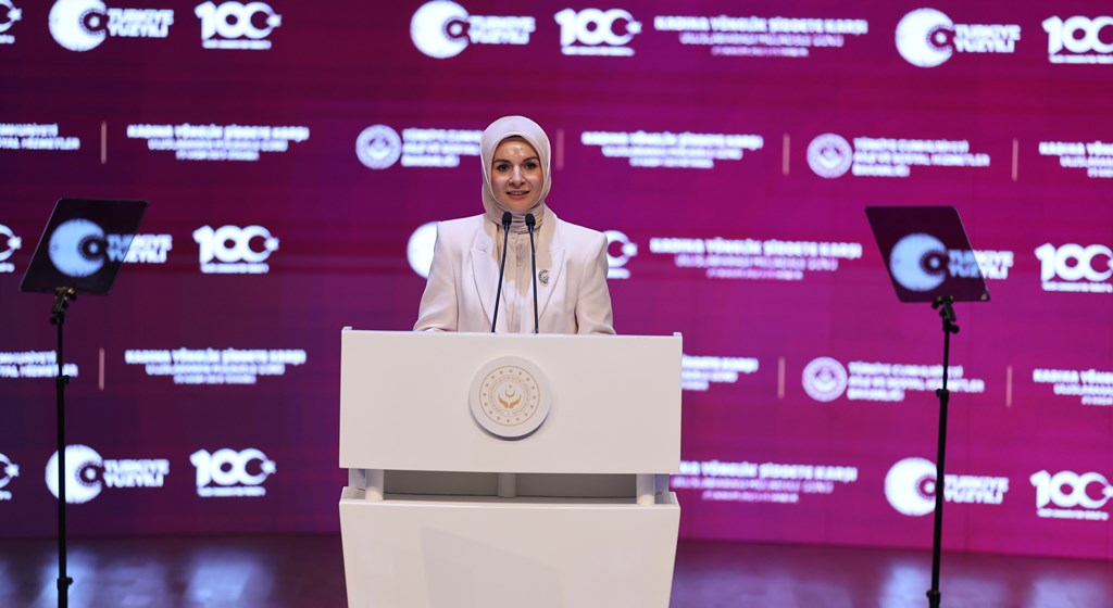 Bakan Mahinur Özdemir Göktaş, “Şiddetle mücadelen sıfır tolerans ilkesiyle kararlılıkla devam edecek”
