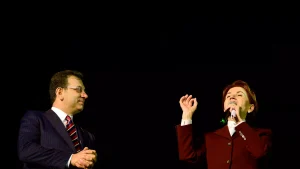 İmamoğlu, Akşener’in ‘partimize operasyon var’ sözleri sonrası konuştu: ‘Eski dost düşman olmaz’