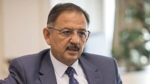 Bakan Özhaseki : 1 hafta 10 gün içinde tüm kentsel dönüşüm projelerini açıklayacağız”