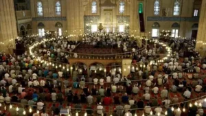 Cum’a hutbesinden sonra Türkçe dua!