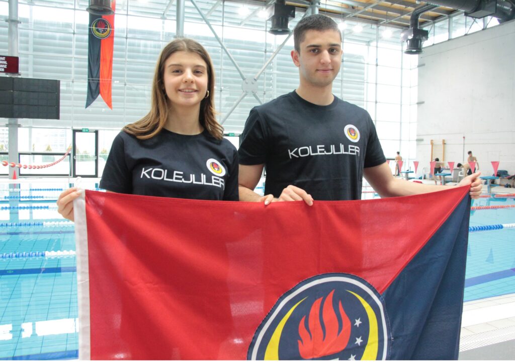 Fenerbahçe’nin liseli yüzücüleri Amerikan üniversitelerinin dikkatini çekti
