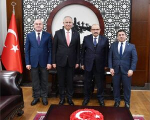 Kocaeli ve Balıkesir Üniversite Rektörleri Vali Ustaoğlu İle Buluştu