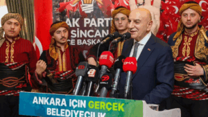 Turgut Altınok Sincan’da muhtarlarla bir araya geldi